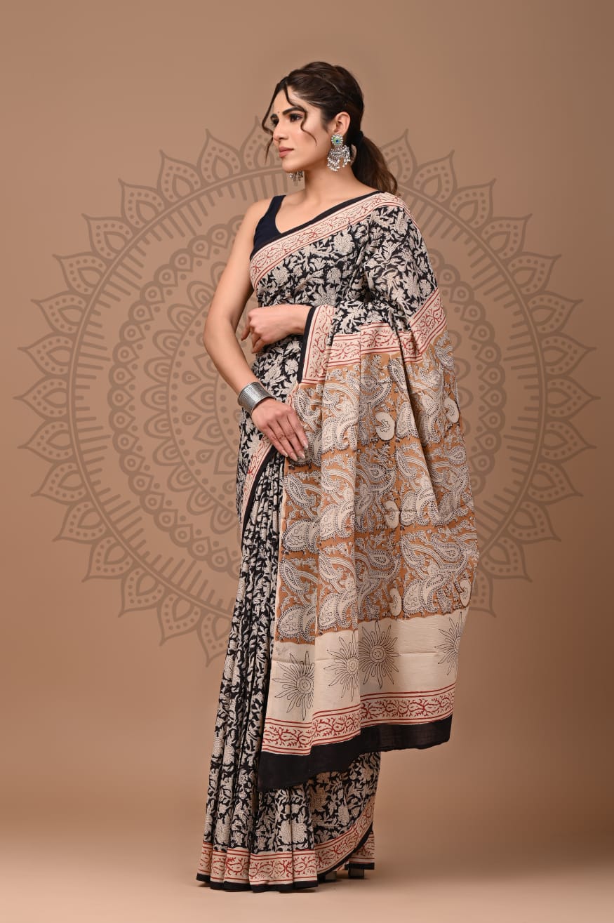 Monochrome Blossom: Black & Bone Floral Saree