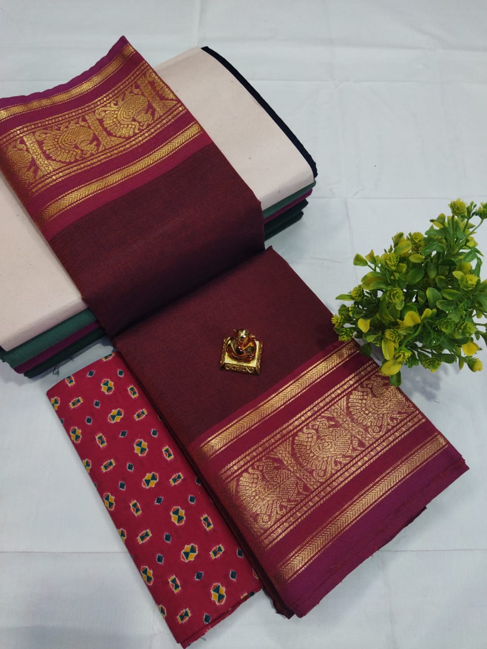 Earthy Elegance: Chettinadu Cotton Saree in Brown with Berry Border