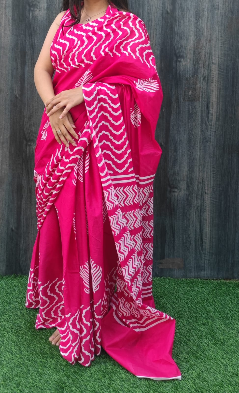 French Rose and White Leaf Mul Cotton Saree